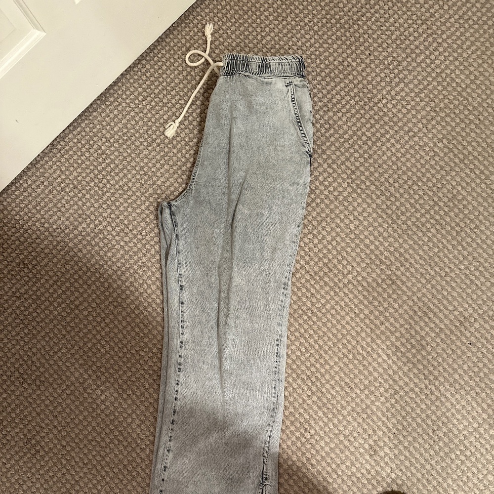 Wide leg jeans